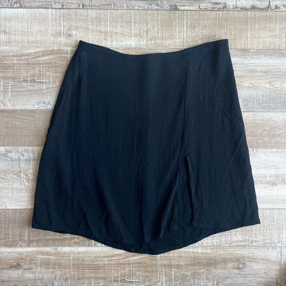 Reformation Margot Skirt in Black Size 0 - Picture 2 of 6